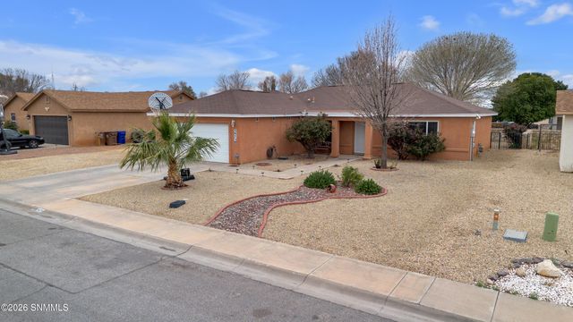5979 Moon View Drive, Las Cruces, NM 88012