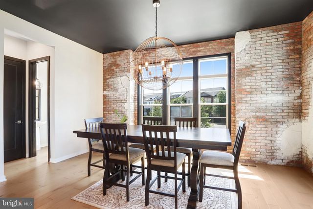 43404 FIFEVILLE SQ, Ashburn, VA 20148