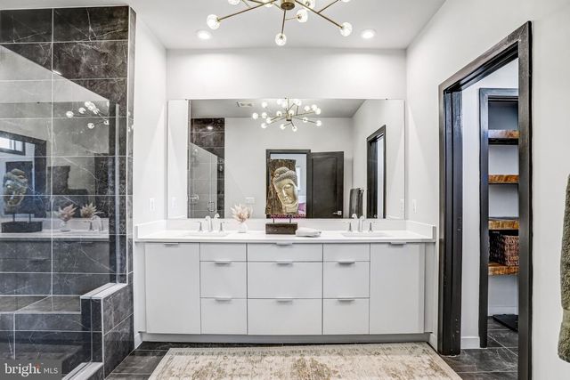 43404 FIFEVILLE SQ, Ashburn, VA 20148