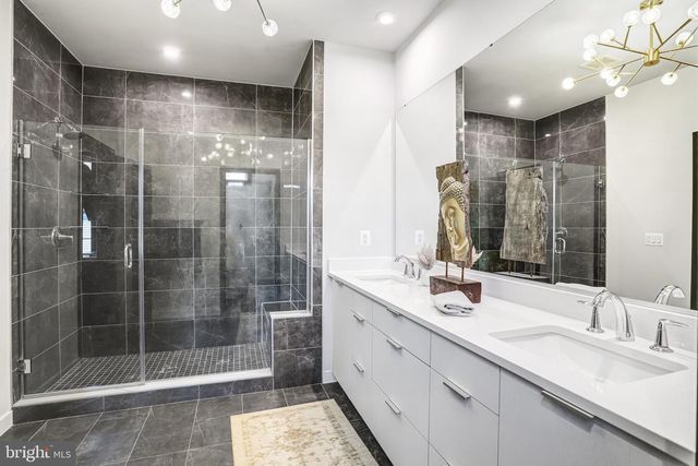 43404 FIFEVILLE SQ, Ashburn, VA 20148