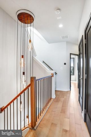 43404 FIFEVILLE SQ, Ashburn, VA 20148