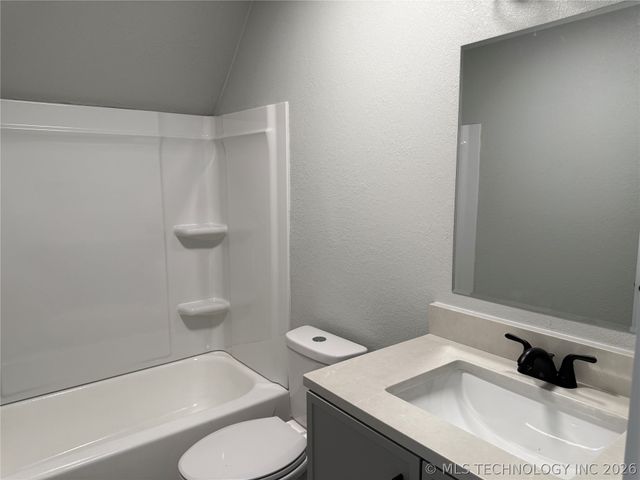 338 E 40th Street, Sand Springs, OK 74063