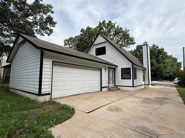 338 E 40th Street, Sand Springs, OK 74063