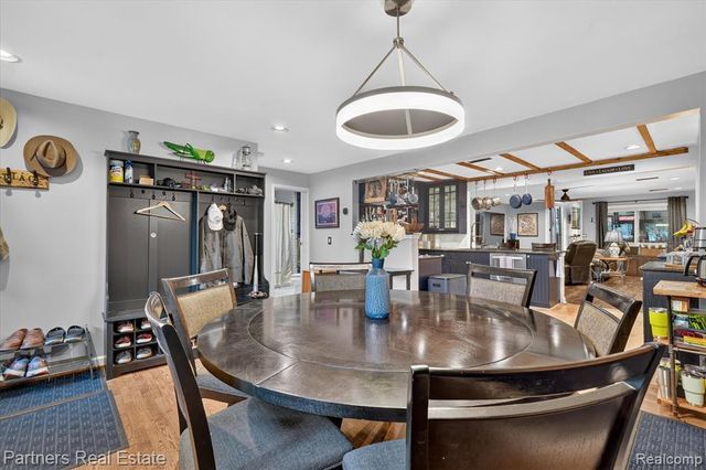 3937 Highcrest Drive, Brighton, MI 48116