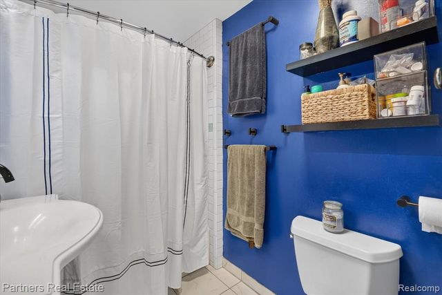 3937 Highcrest Drive, Brighton, MI 48116