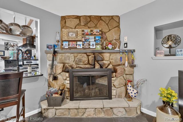 3937 Highcrest Drive, Brighton, MI 48116