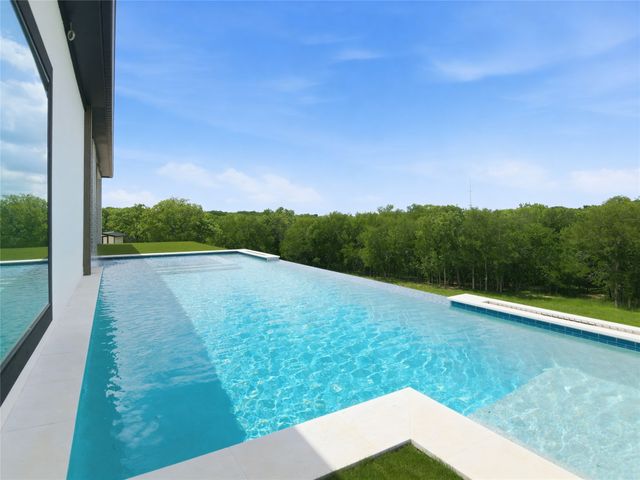 2800 N Kimball Avenue, Southlake, TX 76092