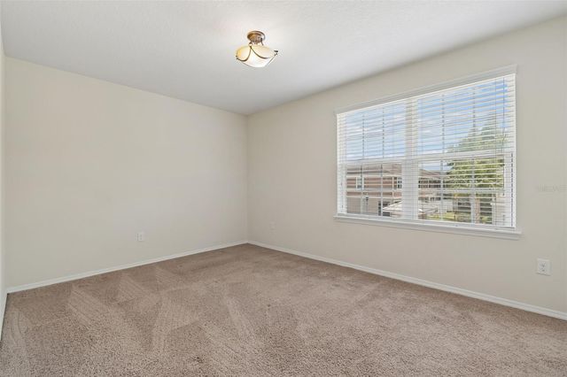 4768 WHITE SANDERLING COURT, Tampa, FL 33619