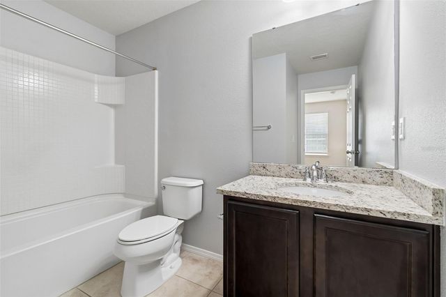 4768 WHITE SANDERLING COURT, Tampa, FL 33619