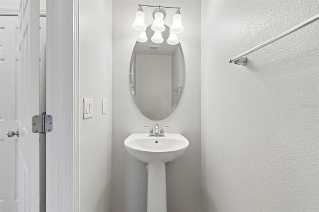 4768 WHITE SANDERLING COURT, Tampa, FL 33619