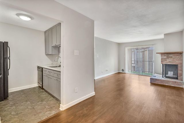 2800 Jeanetta Street 602, Houston, TX 77063