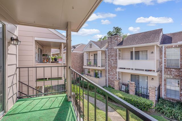 2800 Jeanetta Street 602, Houston, TX 77063