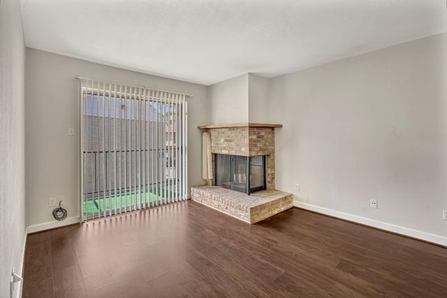 2800 Jeanetta Street 602, Houston, TX 77063