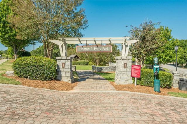 2003 Springfield Road, Atlanta, GA 30318