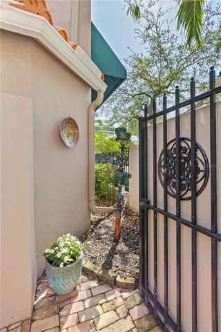 200 COCOANUT AVENUE 5, Sarasota, FL 34236