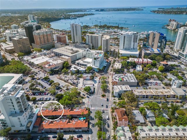 200 COCOANUT AVENUE 5, Sarasota, FL 34236