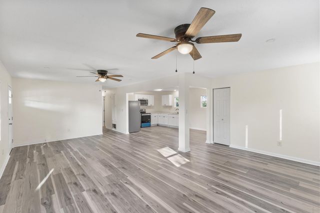 2676 CROSSCREEK Road, Hephzibah, GA 30815