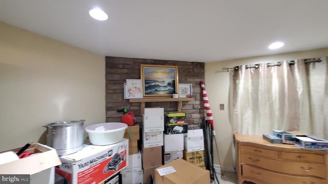 33 BALLYHAUNIS CT, Lutherville Timonium, MD 21093