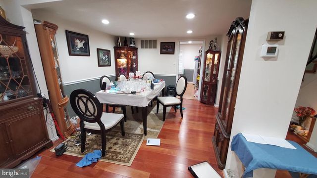 33 BALLYHAUNIS CT, Lutherville Timonium, MD 21093