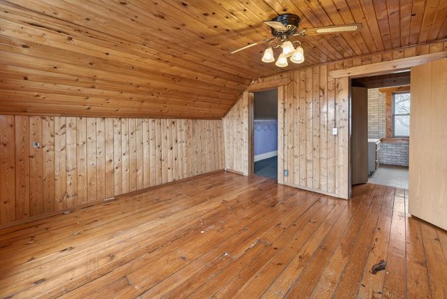 11216 St Croix Trail, North Branch, MN 55056