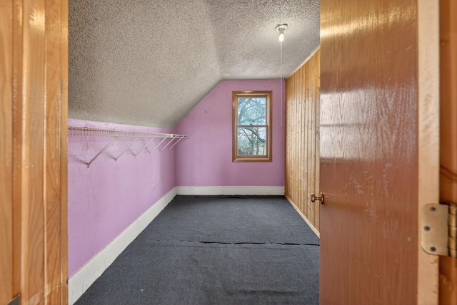 11216 St Croix Trail, North Branch, MN 55056