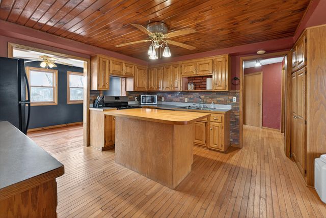 11216 St Croix Trail, North Branch, MN 55056