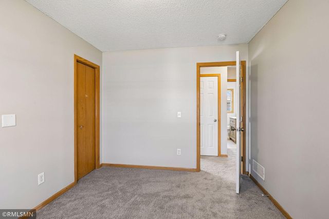 1112 Emerson Lane N, Brooklyn Center, MN 55430