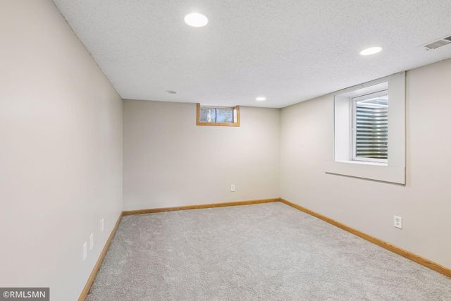 1112 Emerson Lane N, Brooklyn Center, MN 55430