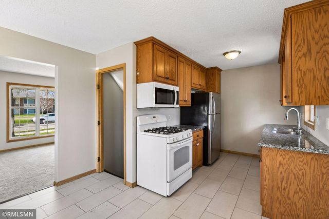 1112 Emerson Lane N, Brooklyn Center, MN 55430
