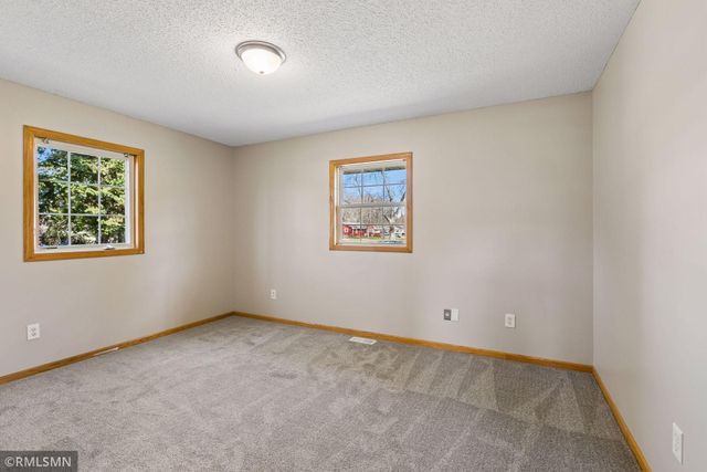 1112 Emerson Lane N, Brooklyn Center, MN 55430