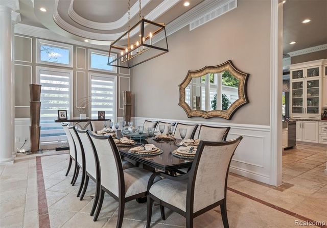 6608 Minnow Pond Drive, West Bloomfield, MI 48322