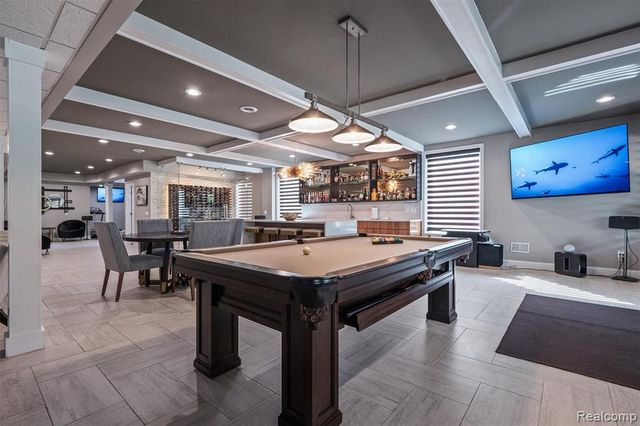 6608 Minnow Pond Drive, West Bloomfield, MI 48322