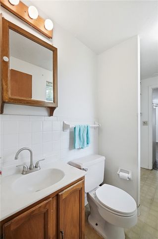 7137 Castlecrest Drive, Huber Heights, OH 45424