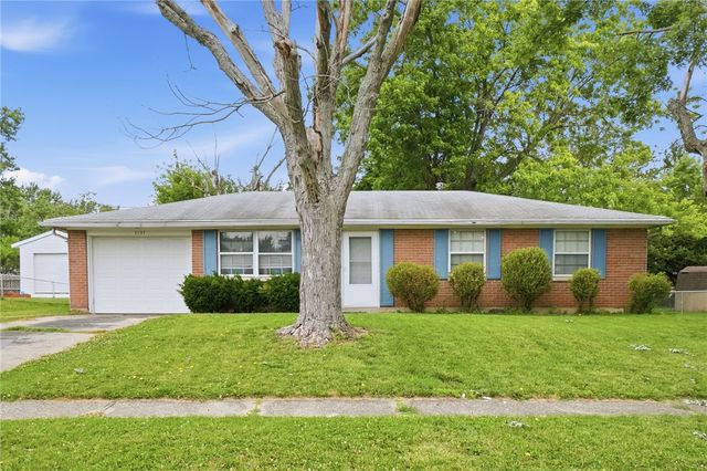 7137 Castlecrest Drive, Huber Heights, OH 45424