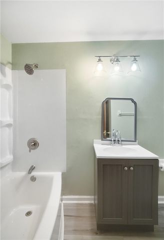 7137 Castlecrest Drive, Huber Heights, OH 45424