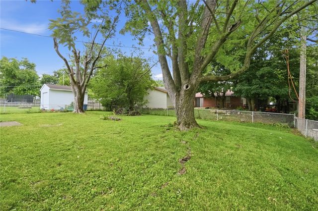 7137 Castlecrest Drive, Huber Heights, OH 45424