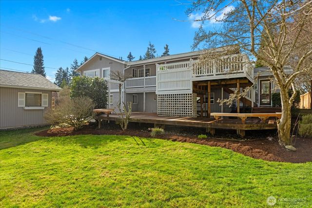 17925 72nd Avenue W, Edmonds, WA 98026