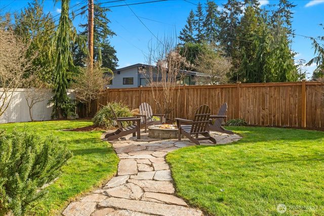 17925 72nd Avenue W, Edmonds, WA 98026