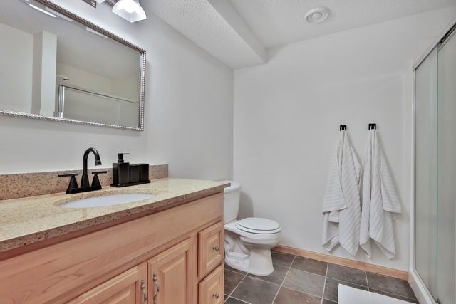 507 Owasso Hills Drive, Roseville, MN 55113