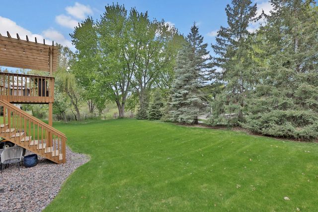 507 Owasso Hills Drive, Roseville, MN 55113