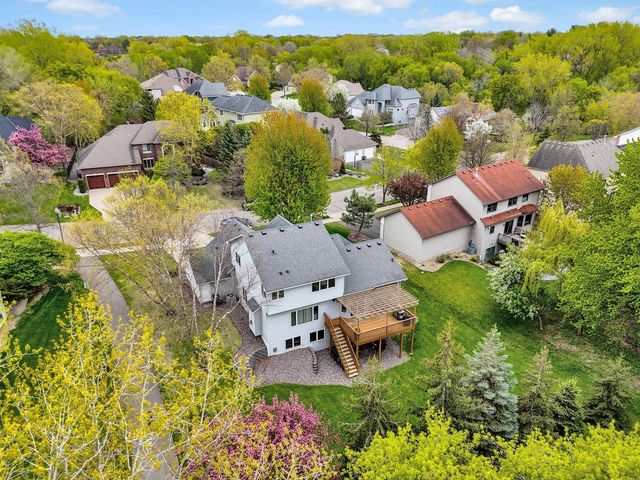 507 Owasso Hills Drive, Roseville, MN 55113