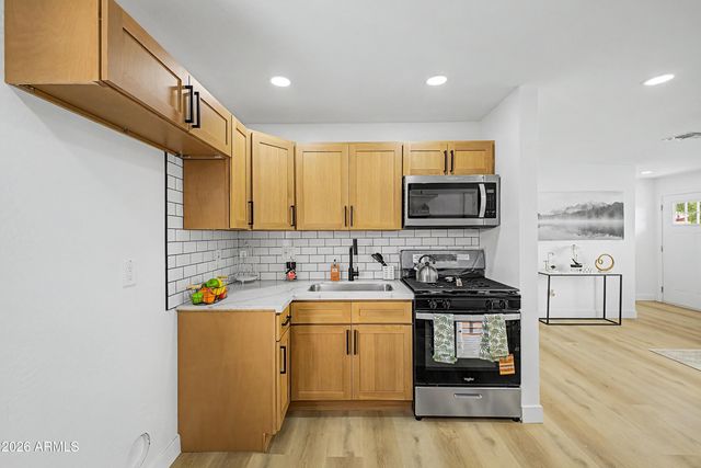 4216 N 31st Drive, Phoenix, AZ 85017