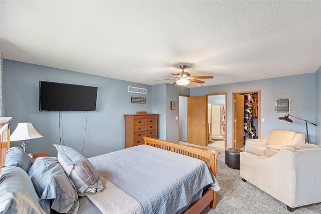 1600 E Boston Avenue, Indianola, IA 50125