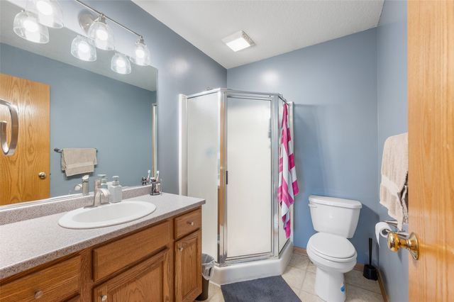 1600 E Boston Avenue, Indianola, IA 50125
