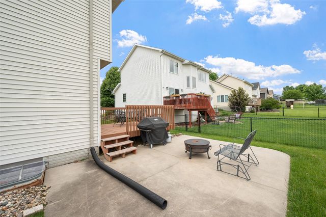 1600 E Boston Avenue, Indianola, IA 50125