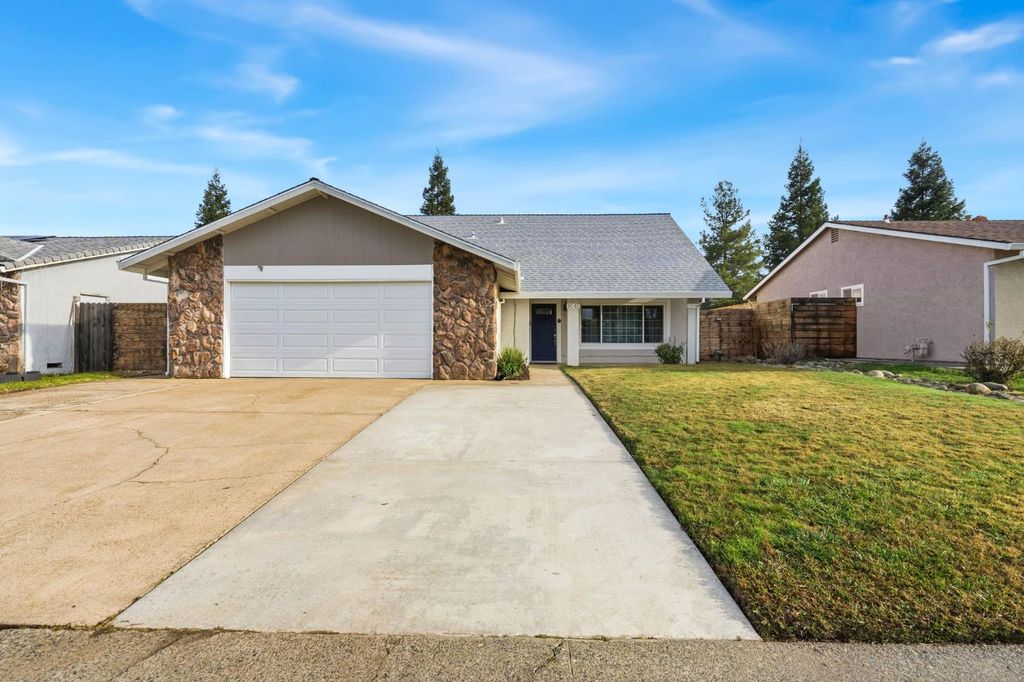 8045 Dana Butte Way, Citrus Heights, CA 95610