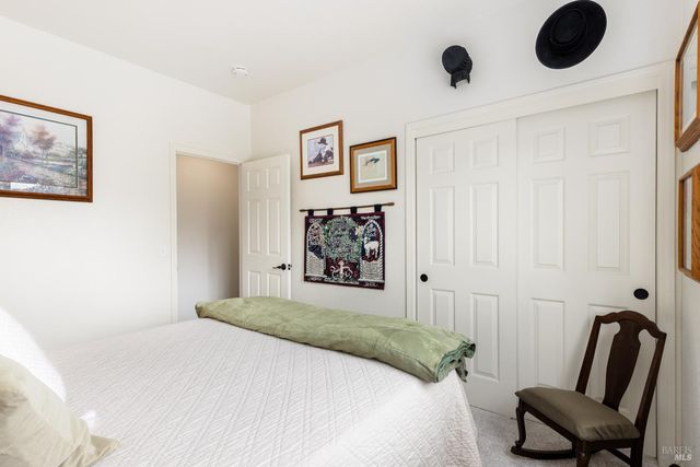 6749 Wintergreen Ct, Santa Rosa, CA 95409