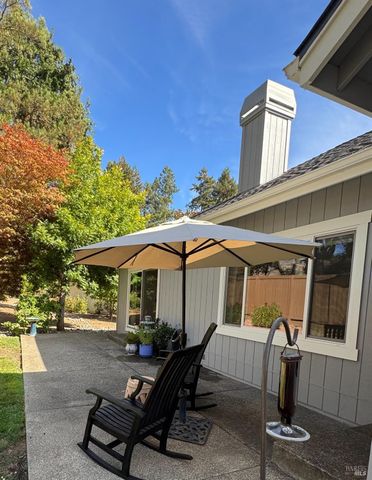 6749 Wintergreen Ct, Santa Rosa, CA 95409