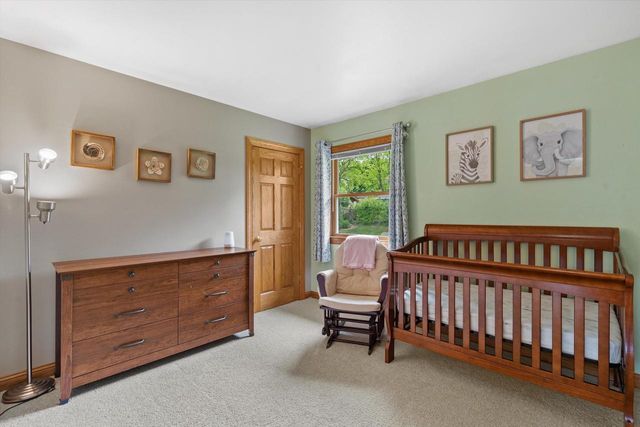 1971 Cascade DRIVE, Waukesha, WI 53188