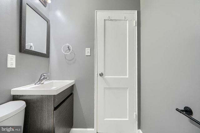 219 ENDSLEIGH AVE, Baltimore, MD 21220